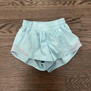 Lululumen hottie hot shorts